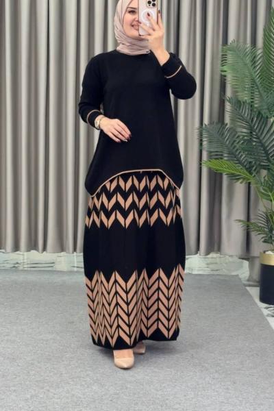 Kuğu Etekli Triko Takım Siyah Taba