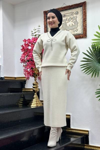 KURDELE detaylı triko etekli takım Krem