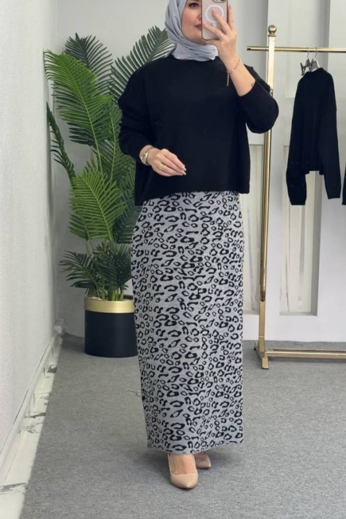 Leopar Desenli Etekli Triko Takım Gri