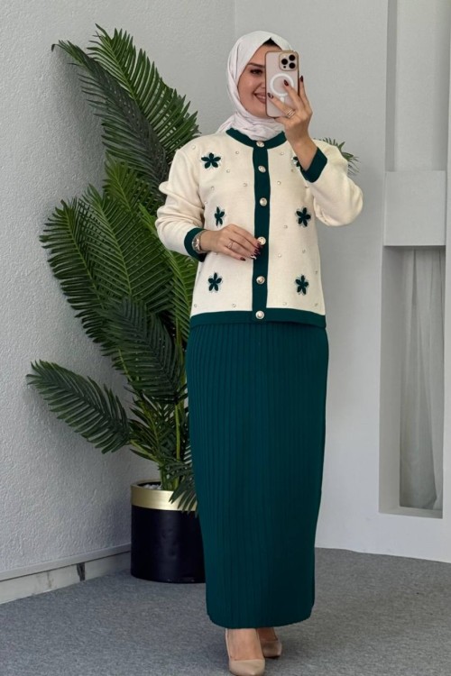 Nergis Çiçekli Etekli Takım Zümrüt