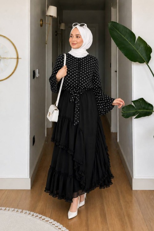 Alina Puantiyeli Etekli Takım Siyah