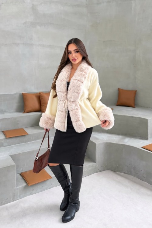 Cennet kürklü Angora Ceket Bej