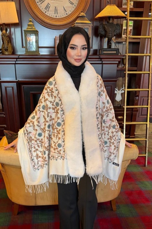Mila Kürklü Panço Şal Krem