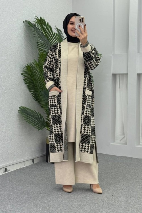 PERİVAN desenli yeleklİ  triko takım Krem